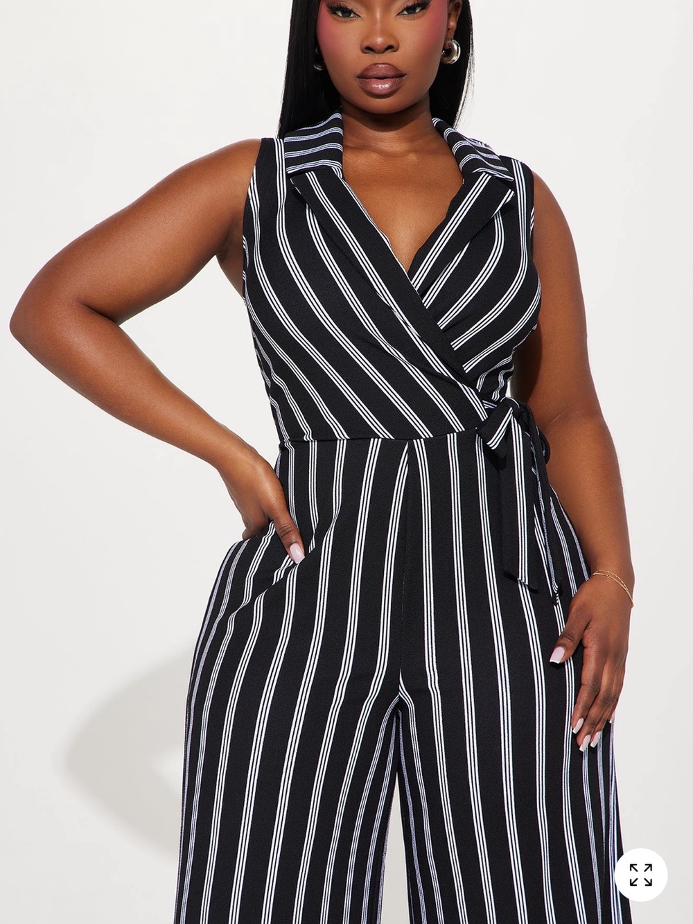 Fashion Nova Black & White Striped Jumpsuit 🐦⬛ - Picture 5 of 6